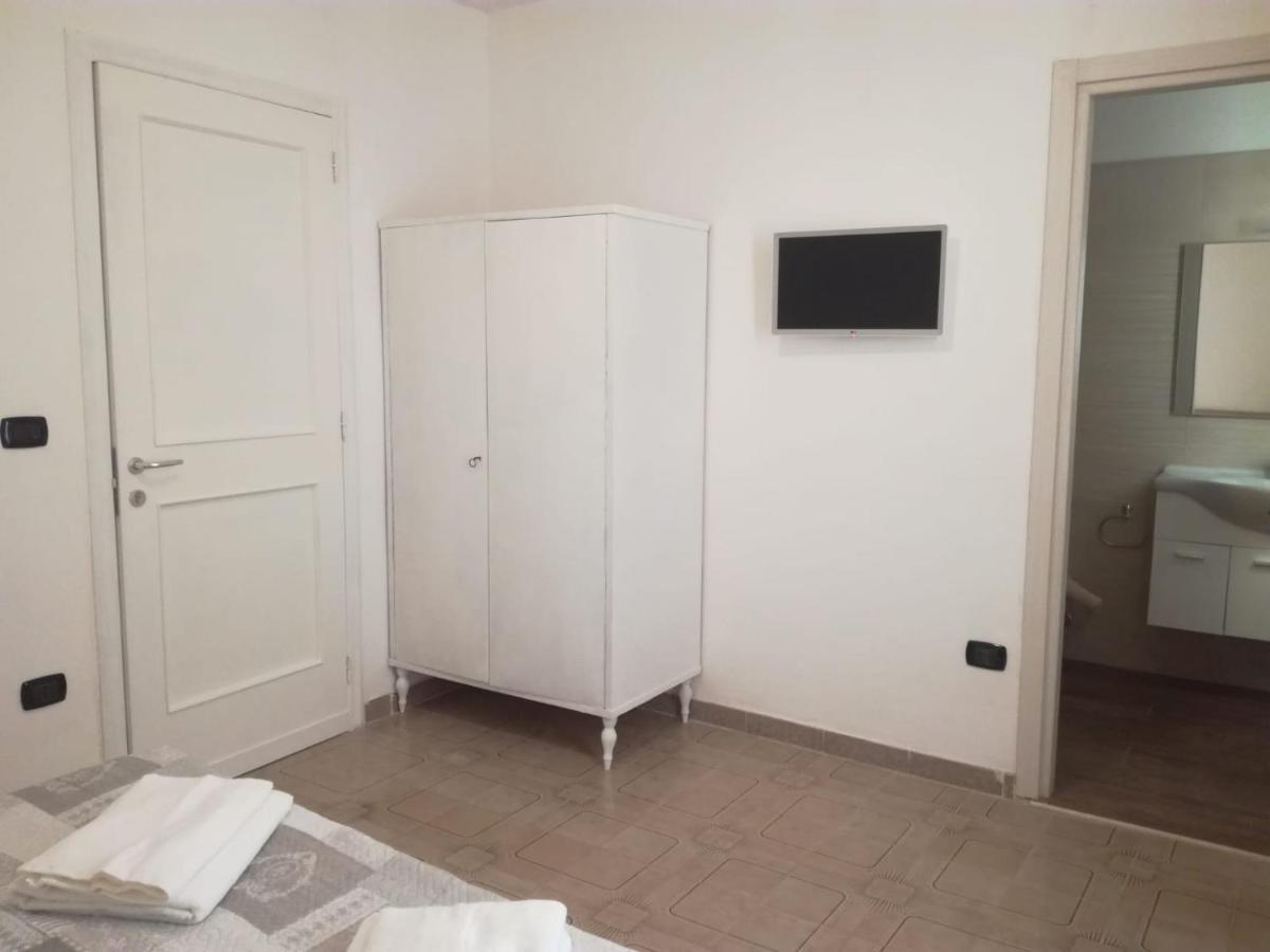 La Casa Di Mela Apartment Leverano Luaran gambar